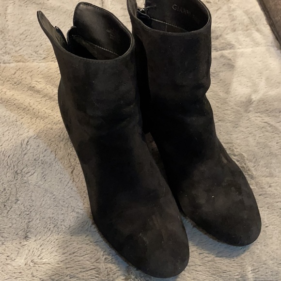 Gianni Bini Black Suede Booties size 8.5 - Picture 2 of 5